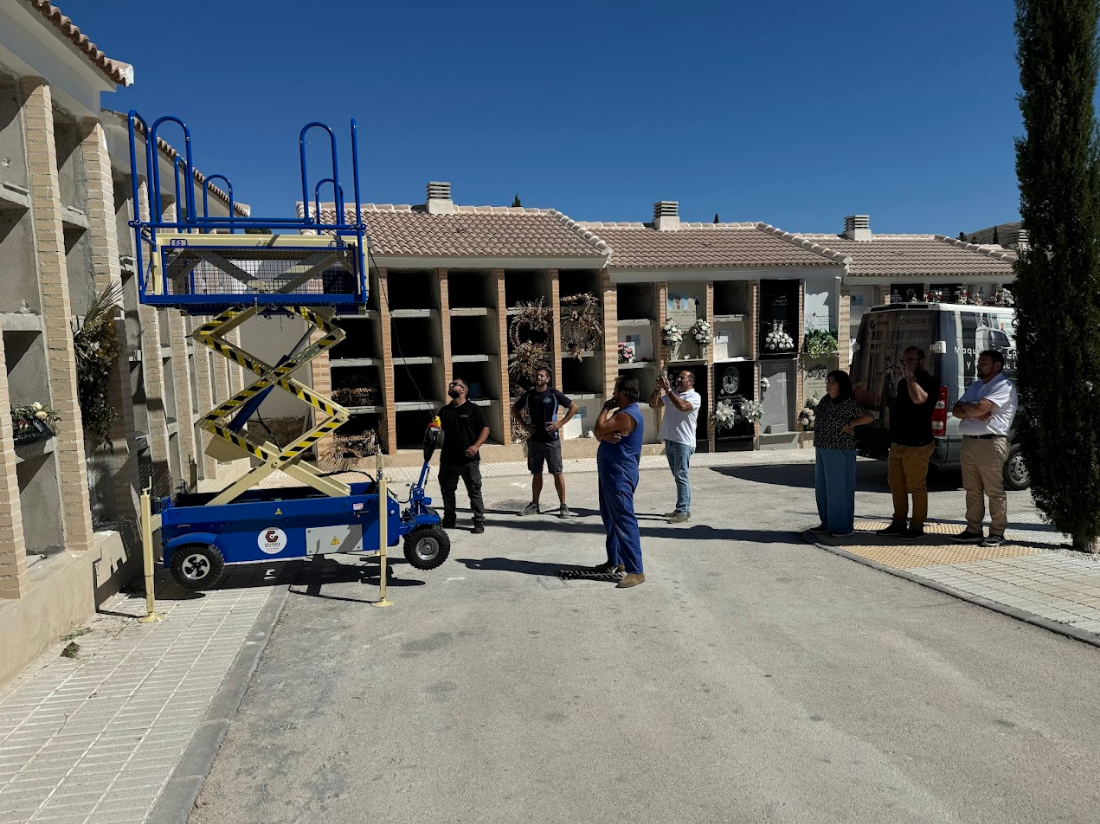 ENTREGA DE LA PLATAFORMA PORTAFÉRETROS MTC 2PT ECOLOGIC 4R EN JÓDAR (JAÉN) - GRUPEMA